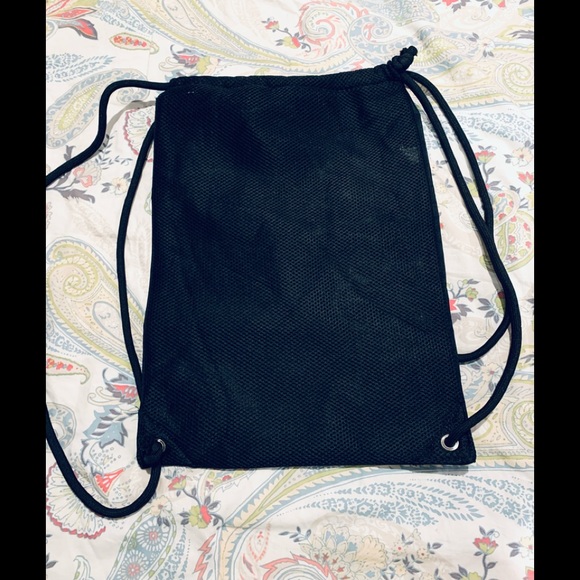 Pull string Bag - Picture 2 of 5